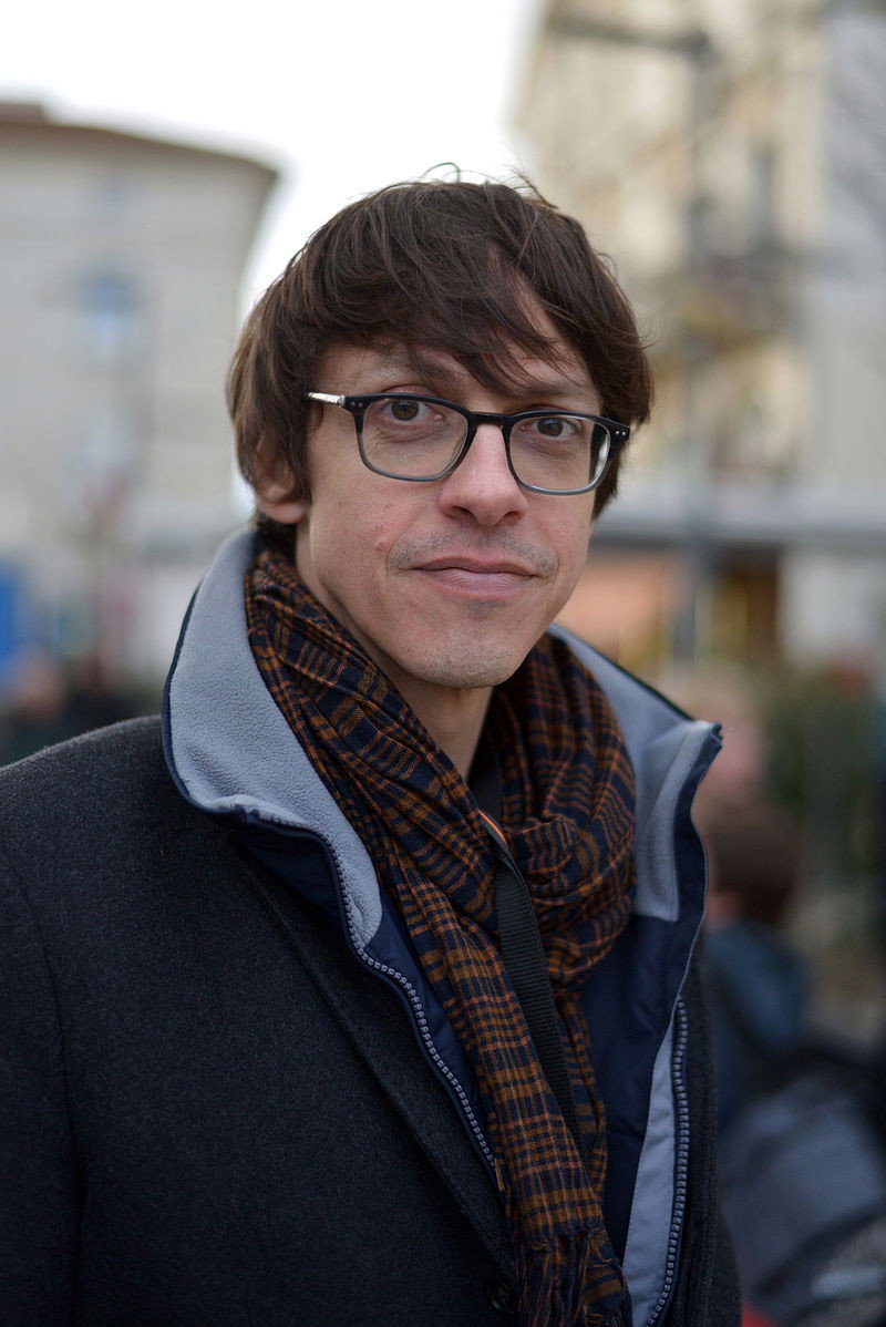 Fabien Vehlmann as La Fée Fagot in Have you ever seen..?