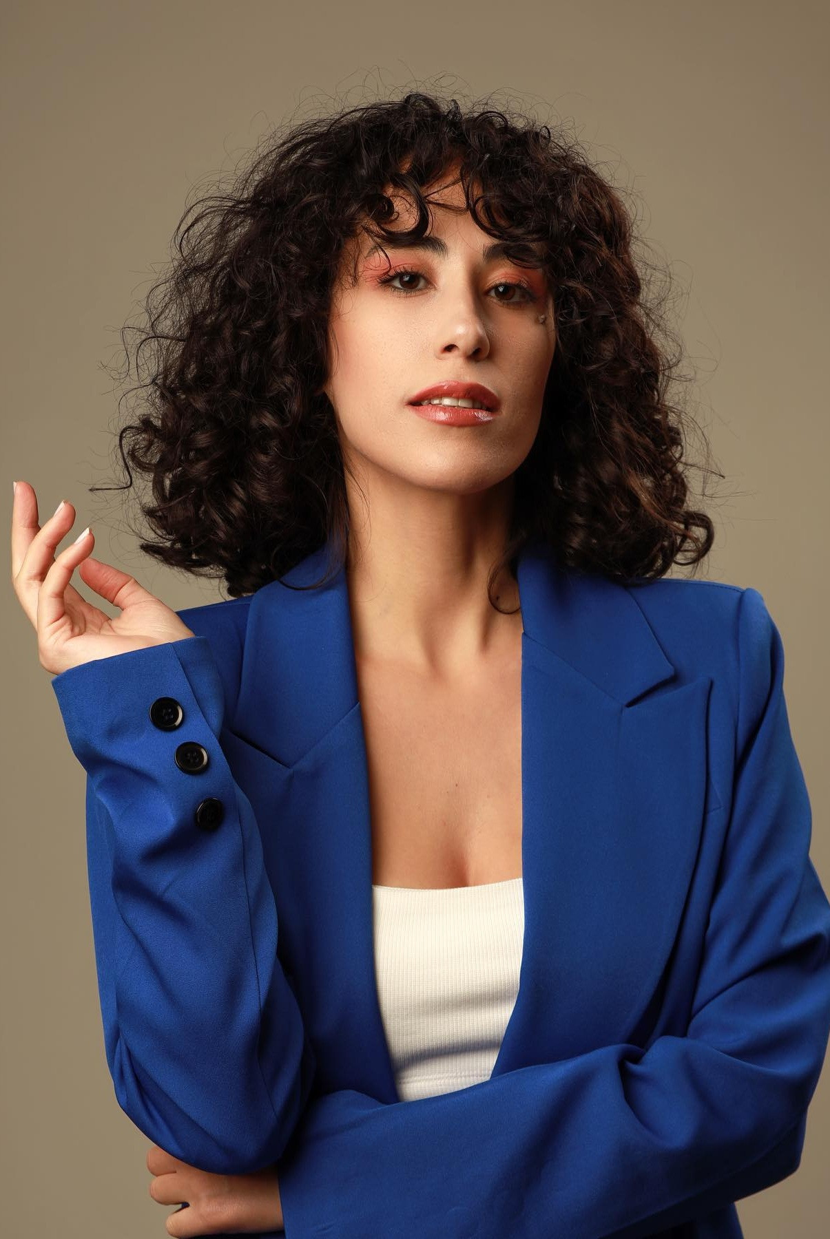 Ferhan Gülşah Varlıoğlu as Gülsüm in Şule: Senin Hikâyen