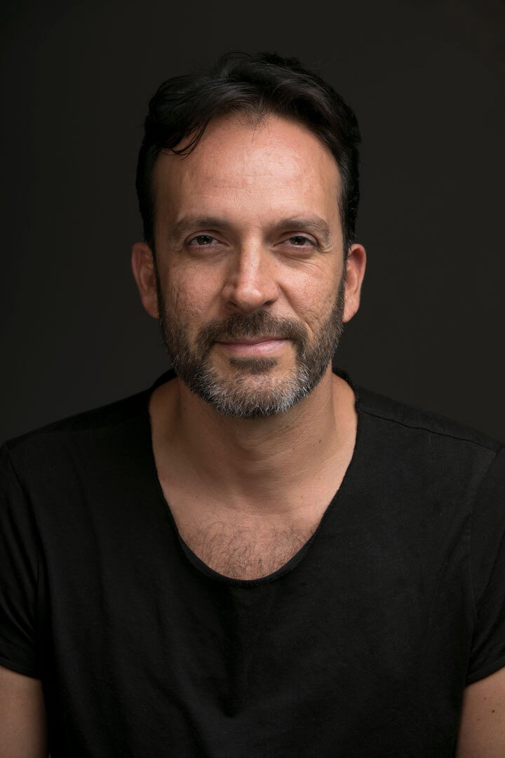 Antonio de la Vega as Fernando in Not A Minute To Lose