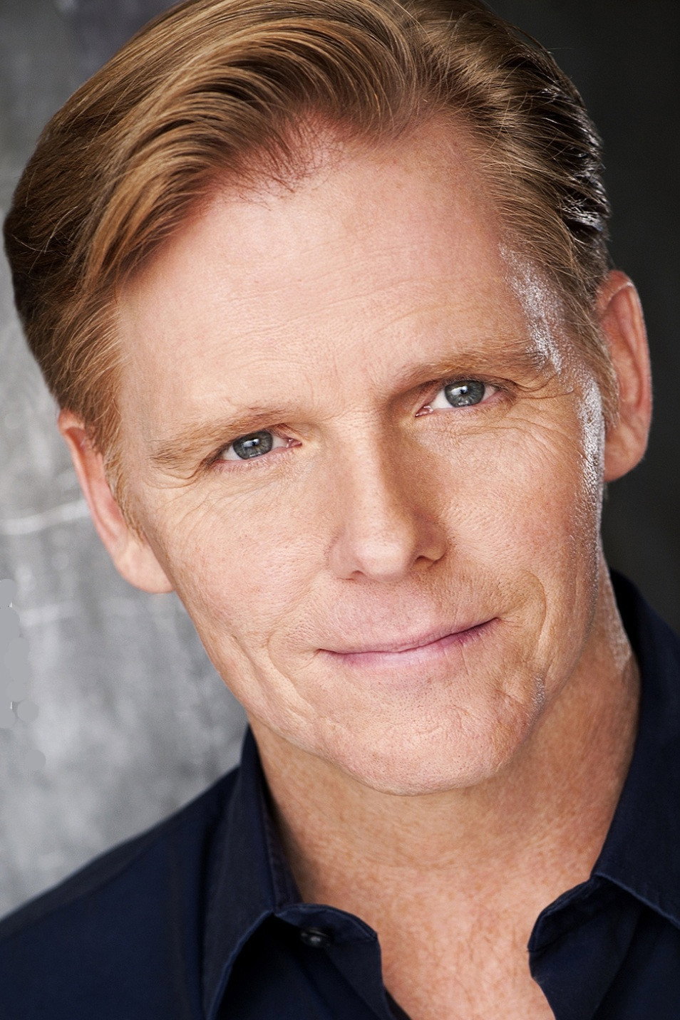 Ned Vaughn as Officer David Carrey in Magnum P.I.