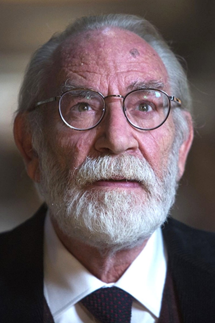 Renato Carpentieri as Zio Piero in Tides of Change