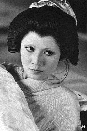 稲野和子 as Kiriko Nose in Confessions Among Actresses