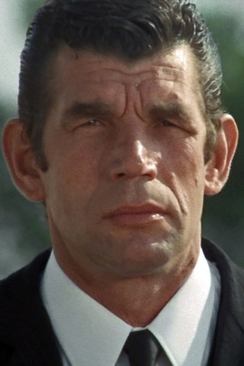 Michel Constantin as Culli in No Pockets in a Shroud