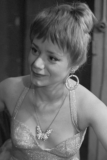 Armande Navarre as Anne-Marie / Gilberte in Bobosse