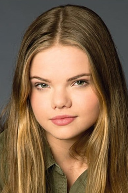 Katherine Reis as Maggie in High Resolution