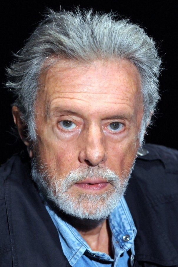 Massimo De Francovich as Carlo in Wherever You Are