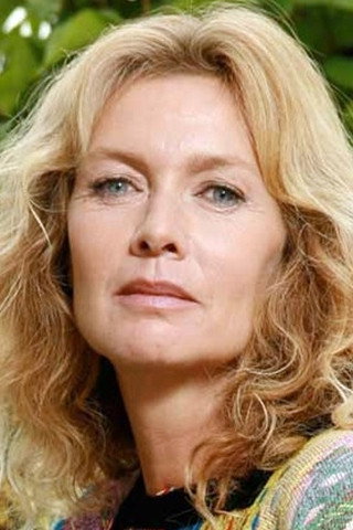 Christiane Jean as Christine in Appelez-moi Fouks
