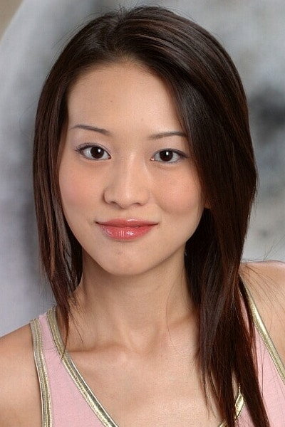 林雅詩 as Ying in God.com