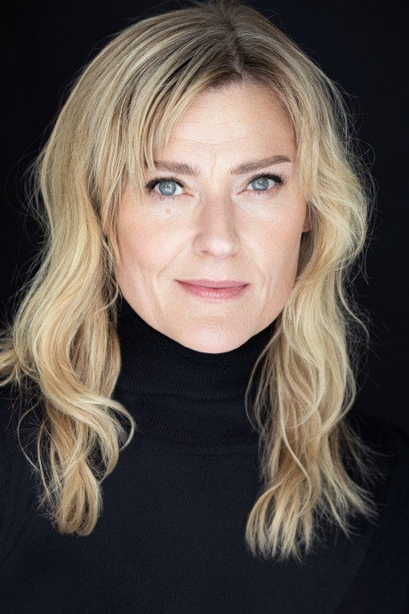 Pirjo Lonka as Lissu in Tatu and Patu: An Oddsville Christmas