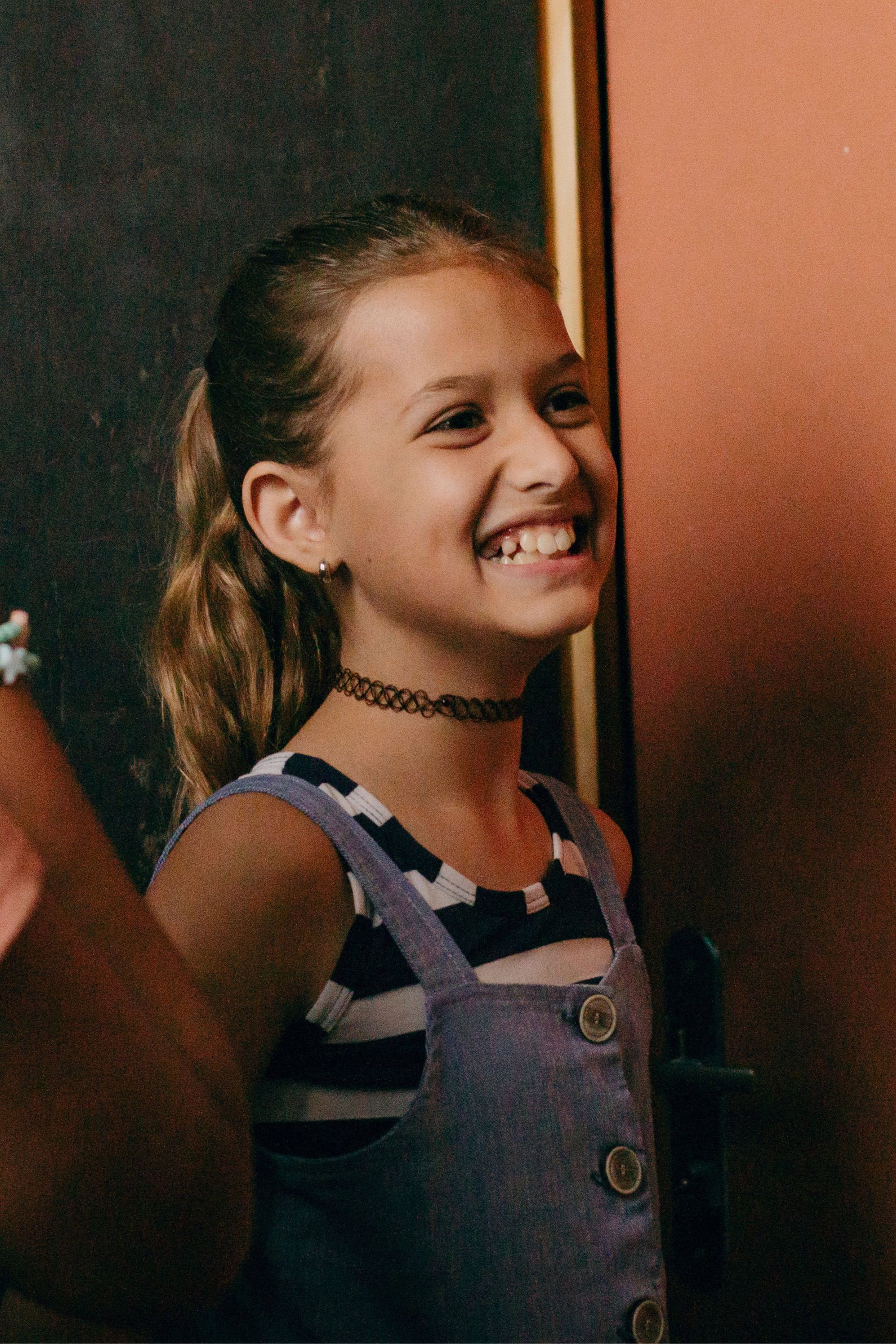 Lívia Borges Meinhardt as Beta in Último Dia