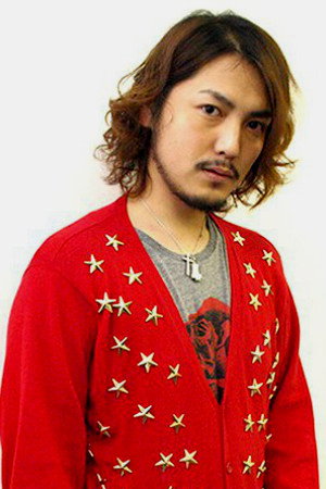 加治将樹 as Toshihiko Edokawa in Smells Like Green Spirit