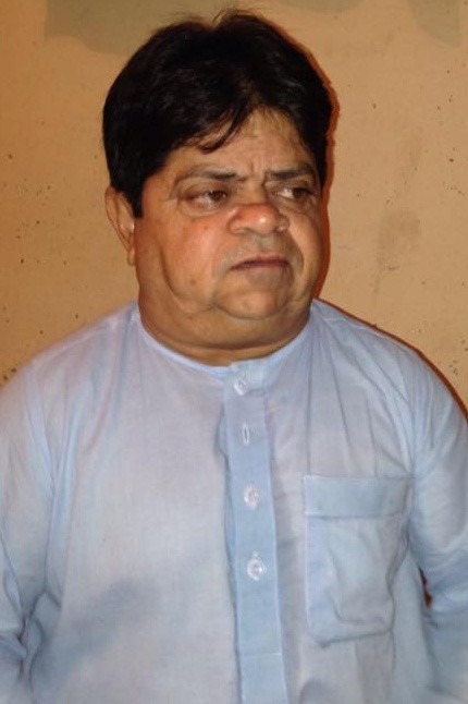 Shahzada Ghaffar as Mithu in Main Julian England