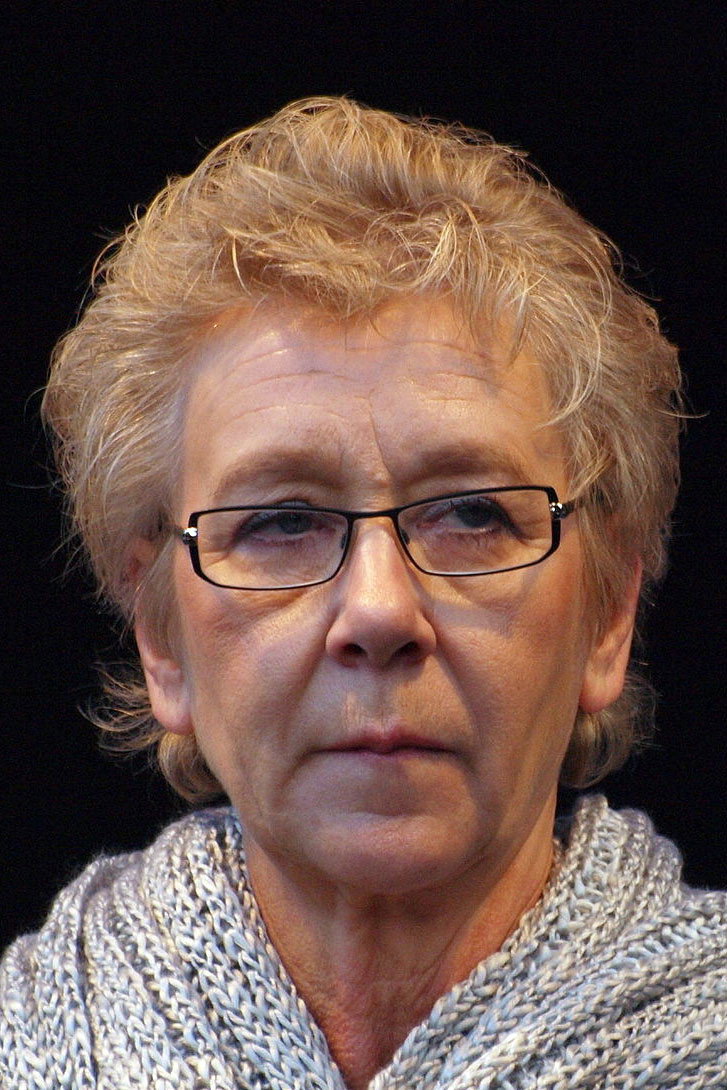 Med Reventberg as Self in Vi är barn av vår tid - En film om Nationalteatern
