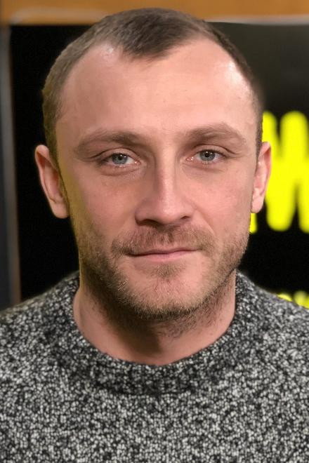Kamil Nożyński as Kuba Nitecki in Blinded by the Lights