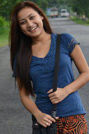 Moonmi Phukan as Emon in Rowd