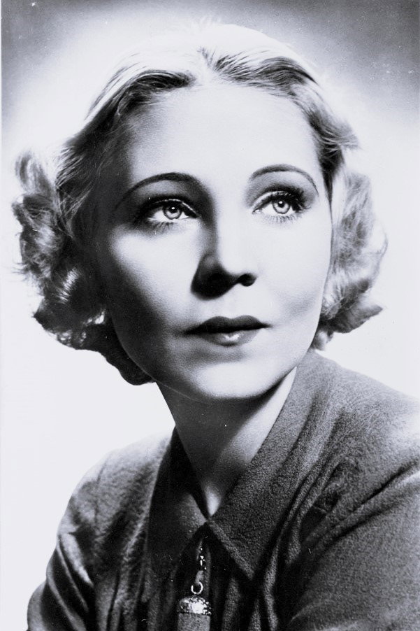 Hilde Körber as Wilhelmine von Bayreuth in Fridericus