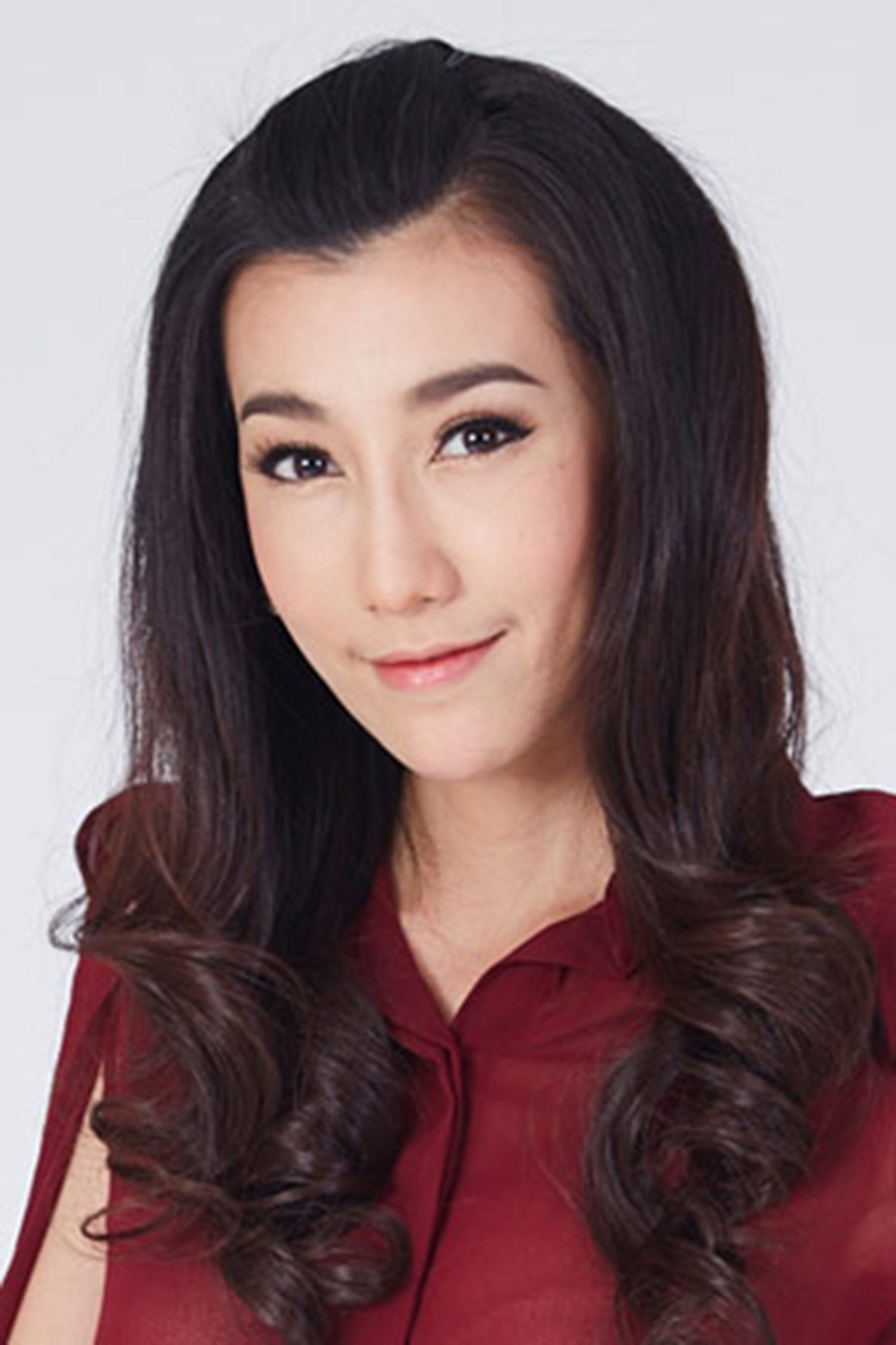 Chatchadaporn Thananta as Buaban in Thida Wanorn