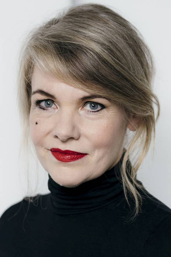 Martina Zinner as Marianne in Slumming