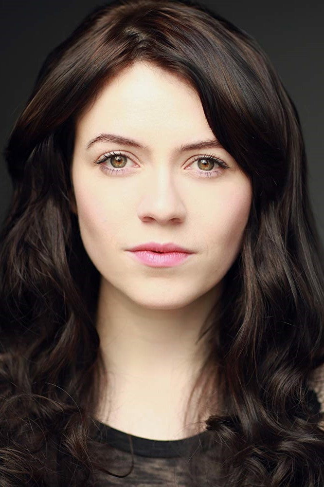 Gemma-Leah Devereux as Anna Ahern in Smother