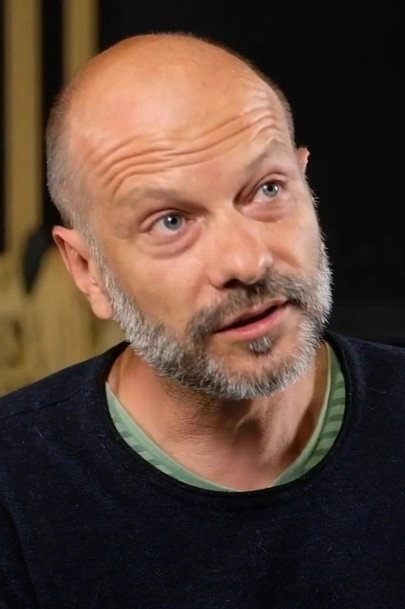Rui Quintas as Vasco in Um Sarilho Chamado Marina