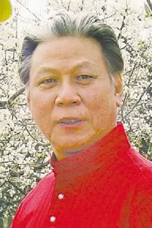 郭法曾 as 刘少奇 in Decisive Engagement: Beiping-Tianjin Campaign