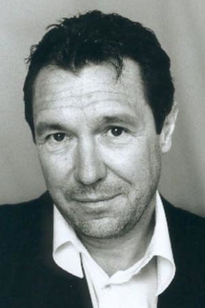 Philippe Peythieu as Dr. Nuisible (voice) in Captain Biceps
