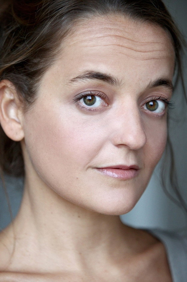 Emmanuelle Bougerol as Marie-Joëlle in At Your Service