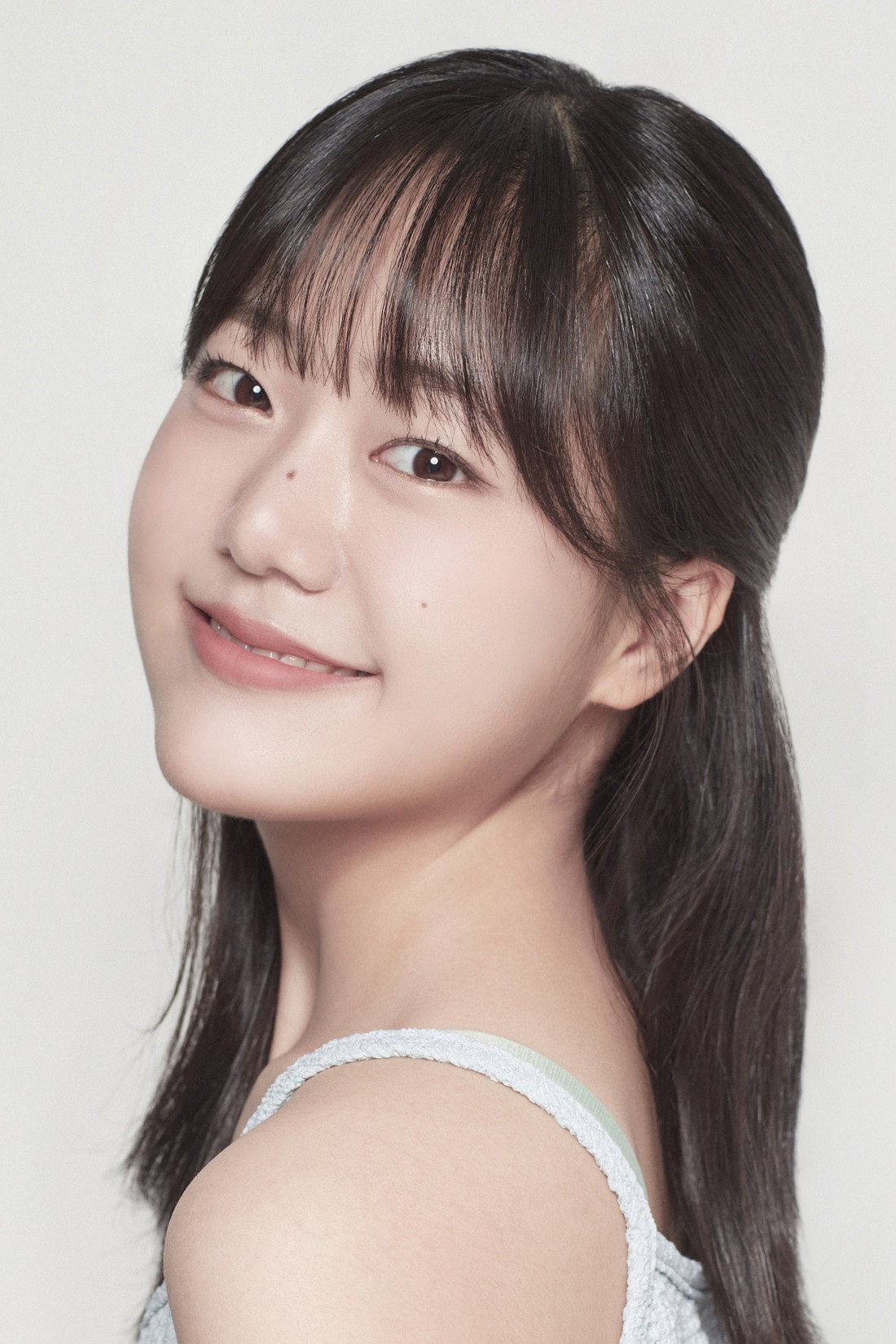 박서경 as Ye-jin in The Dream Songs