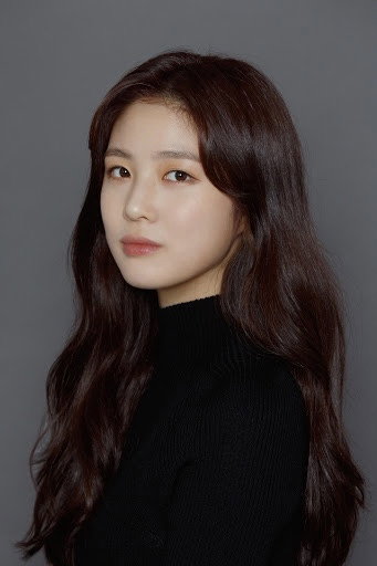 신소현 as Narrator (voice) in 1026: For a New World