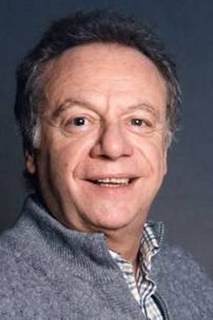 Johnny Dorelli as Francesco Salmarani in Dimmi che fai tutto per me