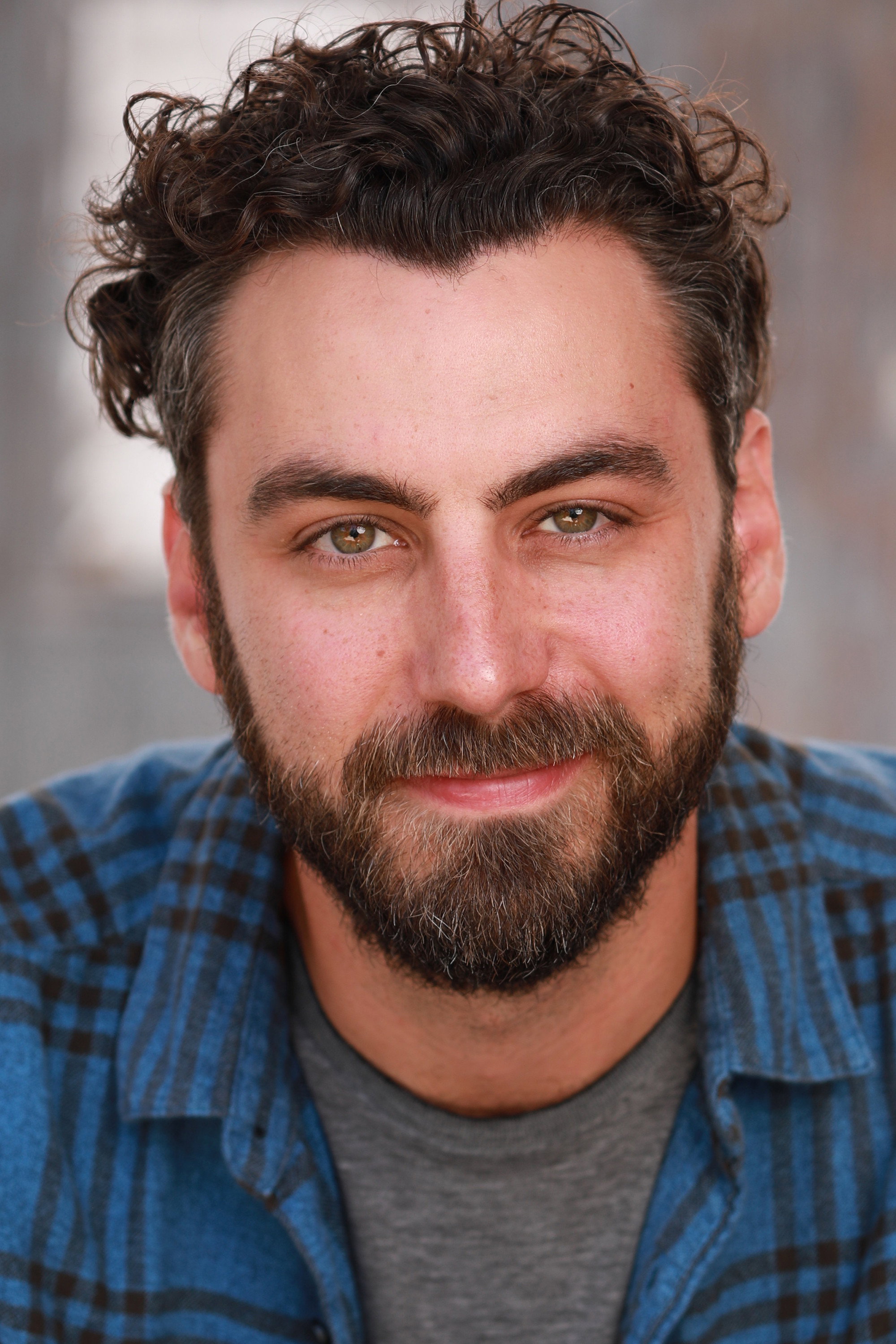 Tyler Francavilla as Mark in Roommates