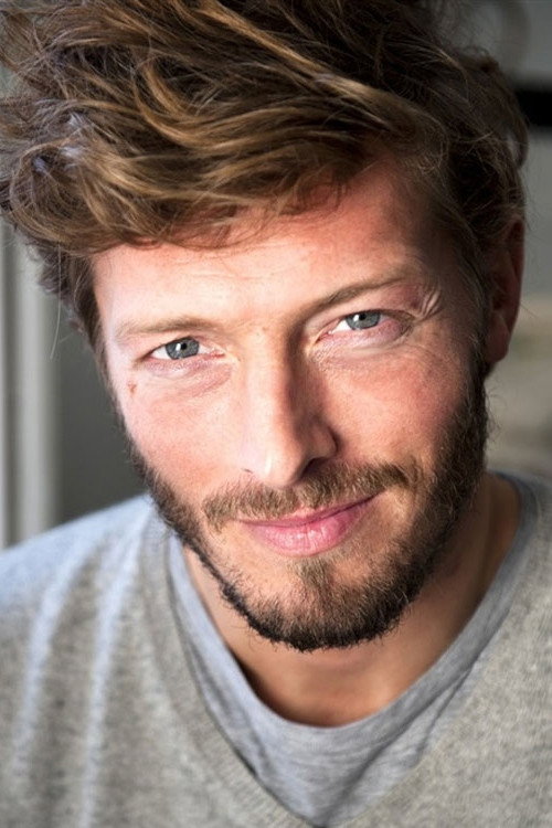 Guillaume Dolmans as Max Van Dender in Love, Romance & Chocolate