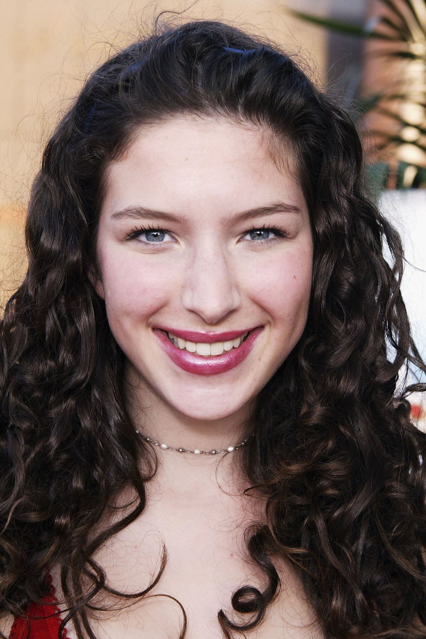 Clara Bryant as Kelly Evans in Bone Eater