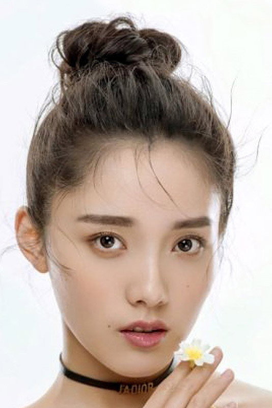Sun Shuang as Zheng Yulan in Days With Ambition and Pride