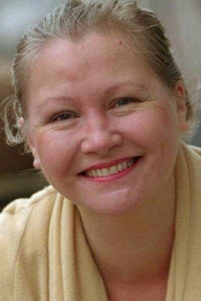 Lise Schrøder as Kriminalassistent Eva Marie West in Rejseholdet