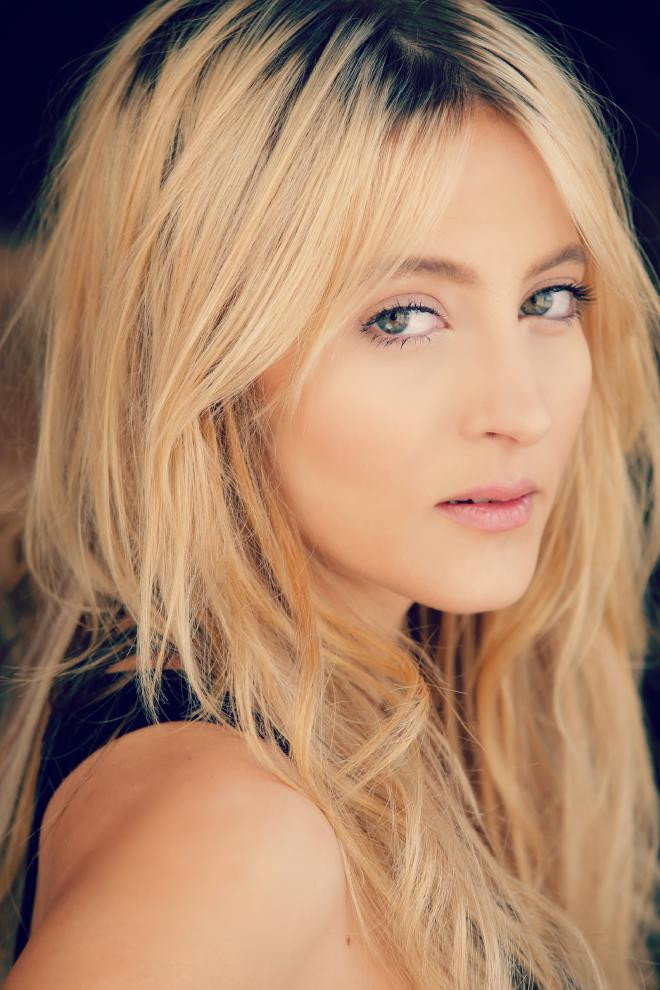 Magen Mattox as Leila in Devils in Disguise