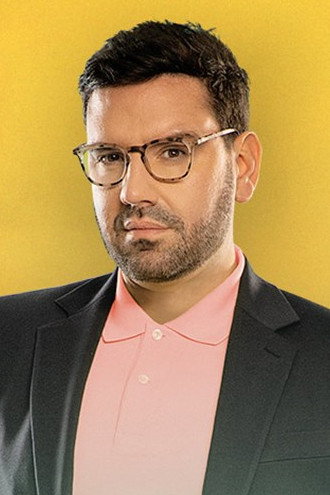 Damián Betular as Jurado in Masterchef Argentina