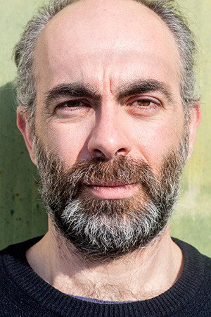 Michele Sinisi as Maresciallo Fagiano in Chi m'ha visto