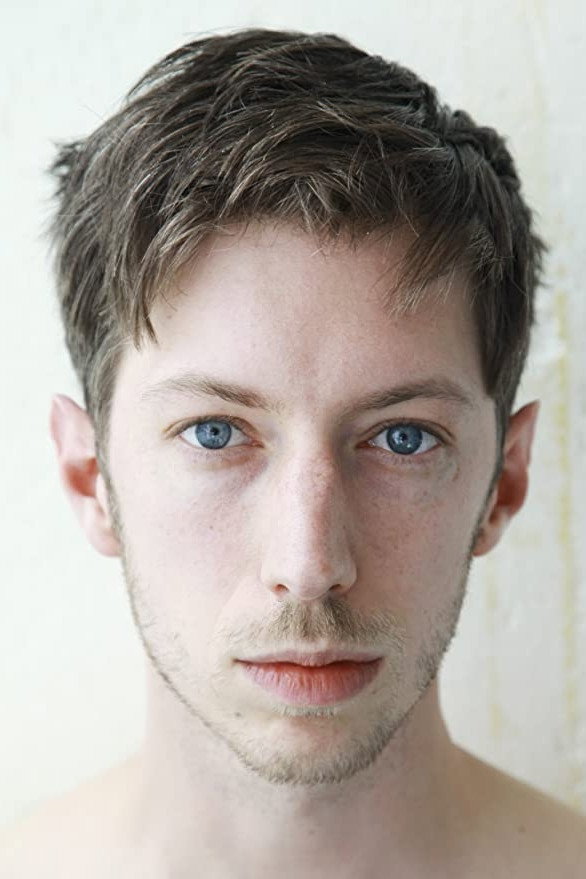 Max Mauff as Metin Müller in MaPa