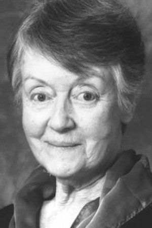 Georgine Anderson as Elsie Mont in Do Not Disturb