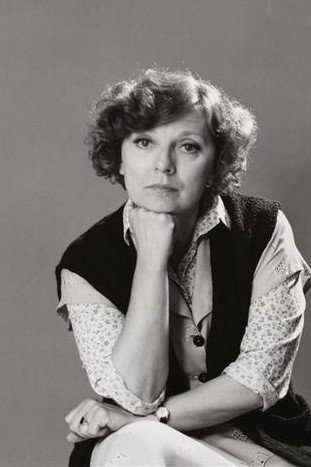 Olga Bellin as Sarah Eubanks in The Twilight Zone