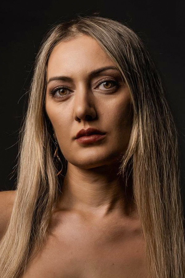 Pınar Çağlar Gençtürk as Aylin Erguvan Yılmaz in Family Secrets