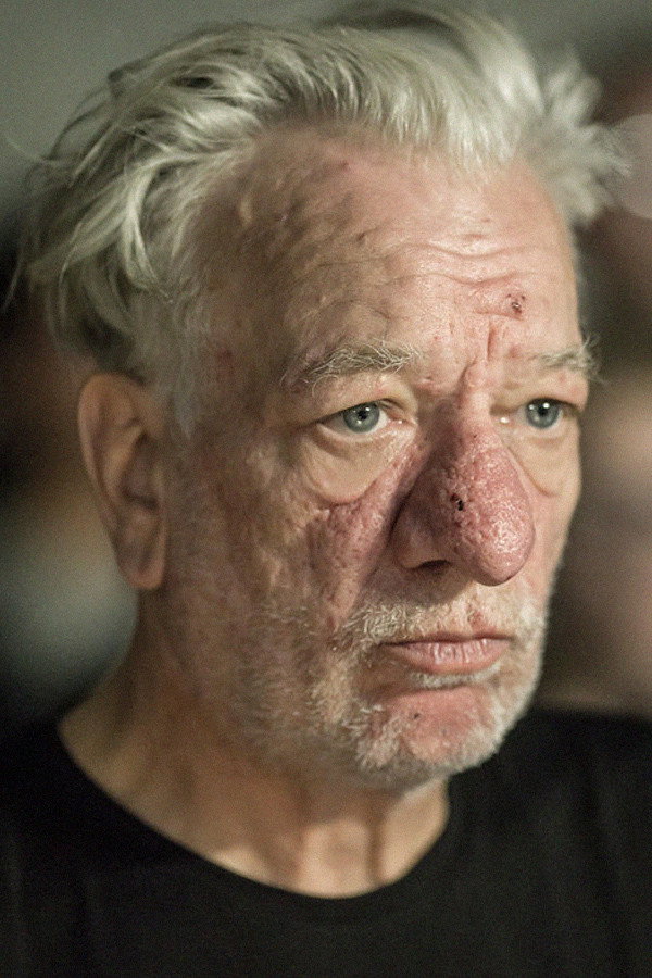 FM Einheit as Self (archive footage) in Mona Mur in Conversation