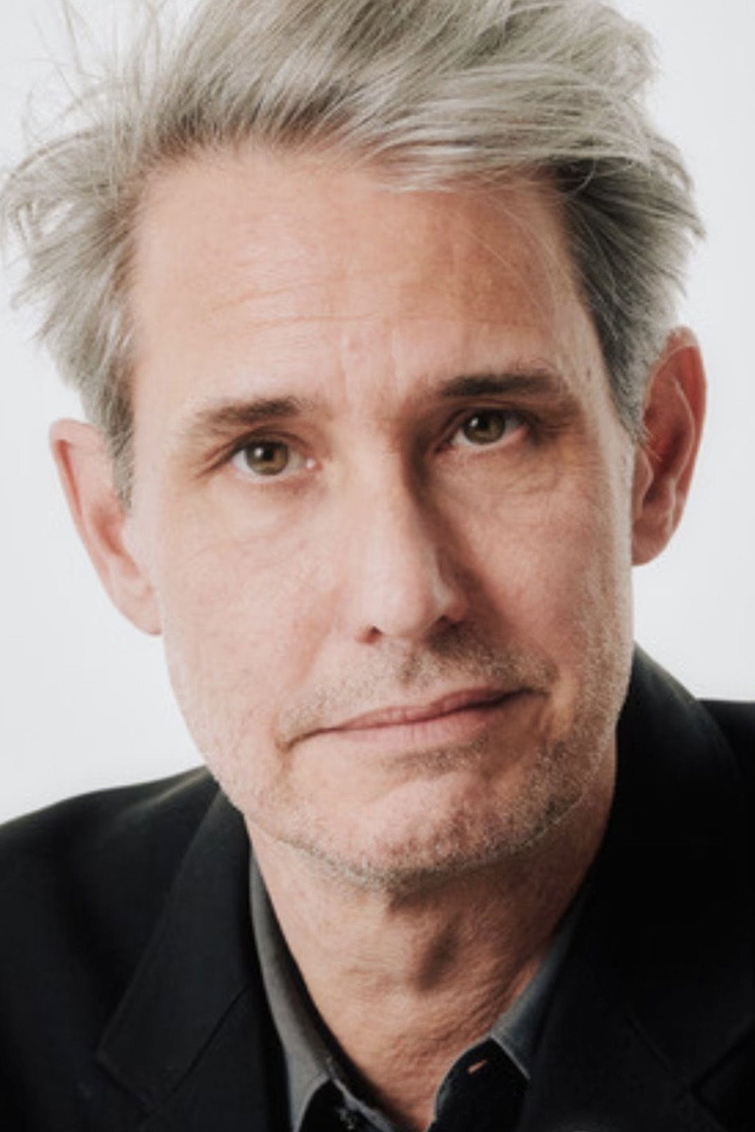 Dirk von Lowtzow as Self in Bewegte Republik Deutschland
