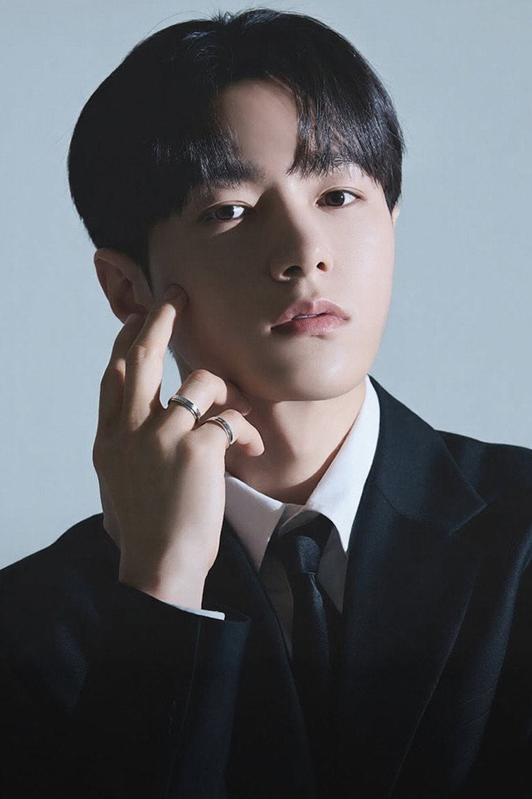 엘 as Yoo Tan in One More Time