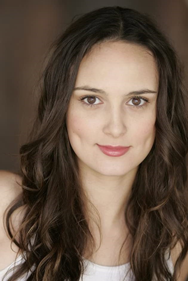 Rebecca Mozo as Ava in Headless Horseman