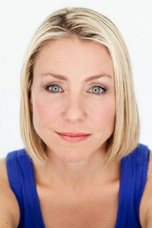 Nicola Hanekom as Jana Brink in Hard Copy