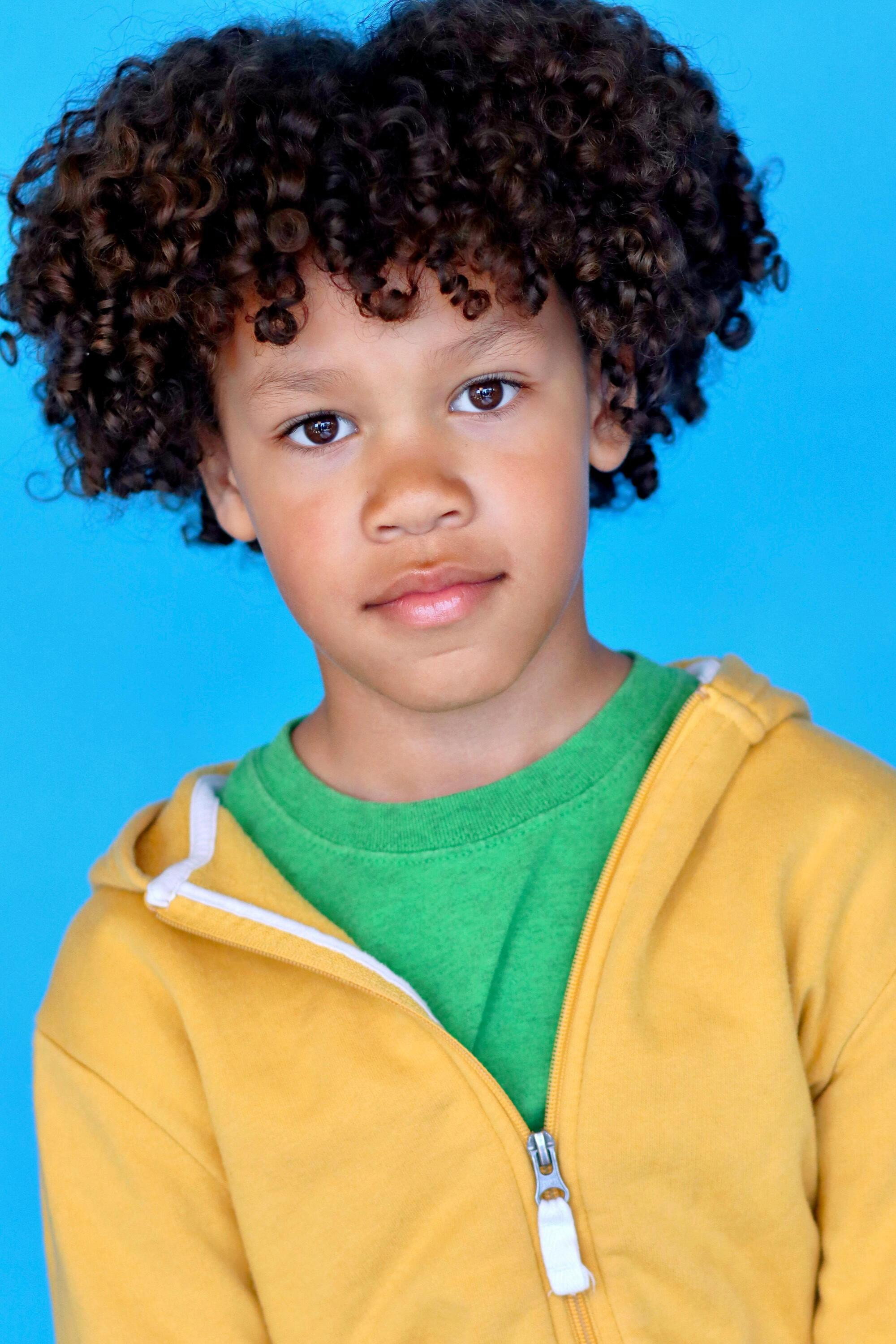 Henry Allen as Teenage James in The Legend of Yi