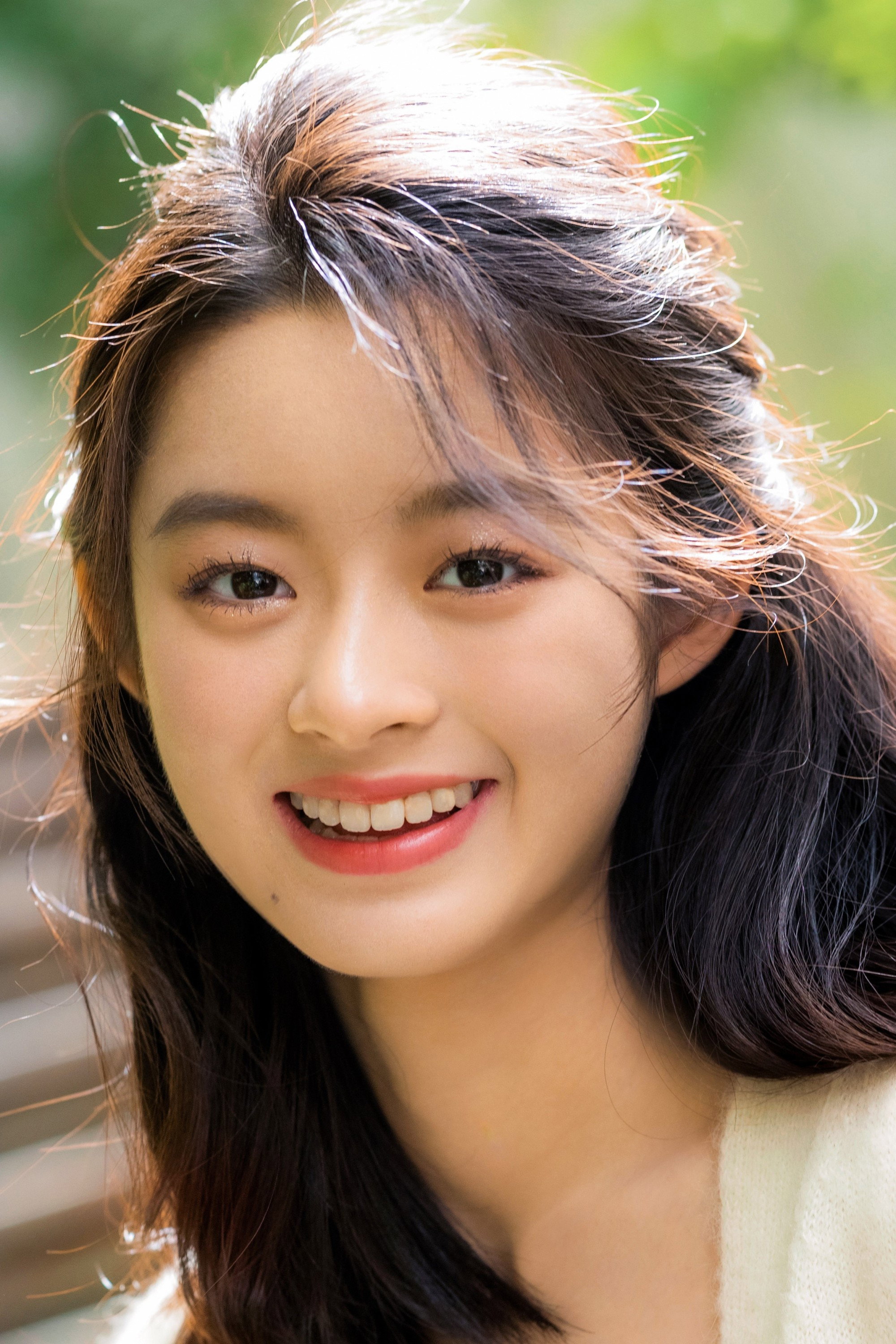 黄杨钿甜 as Chu Qiao in Rebirth