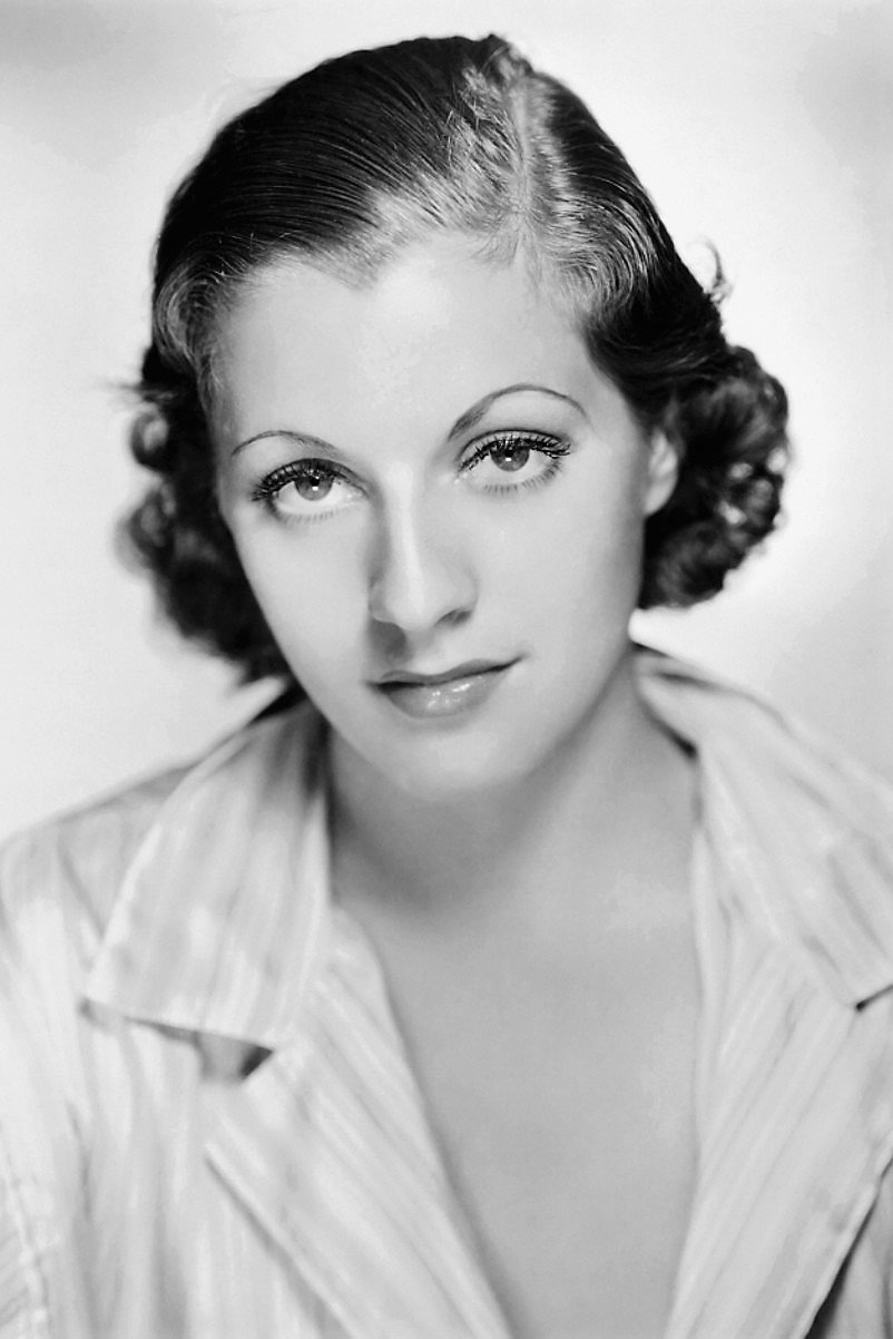 Martha Sleeper as Barbara in Huddle